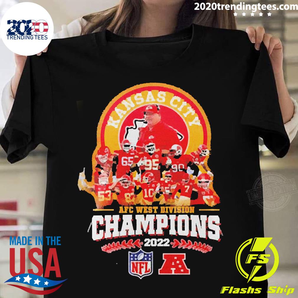 Kansas City Chiefs 2021 2022 AFC West Division Champions Fan Gifts T-Shirt  - REVER LAVIE