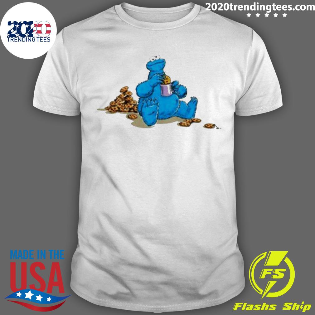 Official cookie Monster Eating Cookies T-shirt