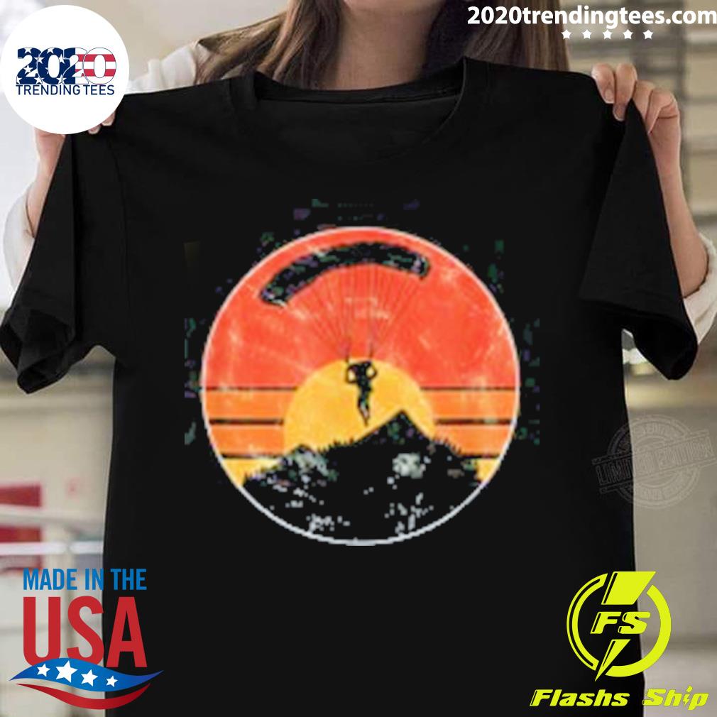 Official parachuting Vintage Paragliding Skydiving Lovers T-shirt