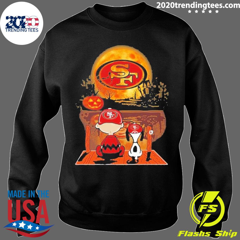 Snoopy and Charlie Brown Sit Under Moon San Francisco Giants Halloween 2023  T-shirt, hoodie, sweater, long sleeve and tank top