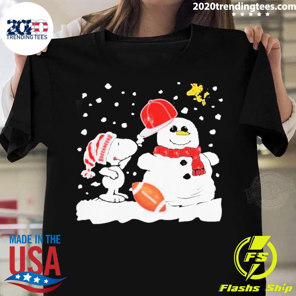 Peanuts Snoopy And Woodstock Snowman Tampa Bay Buccaneers Christmas T-shirt