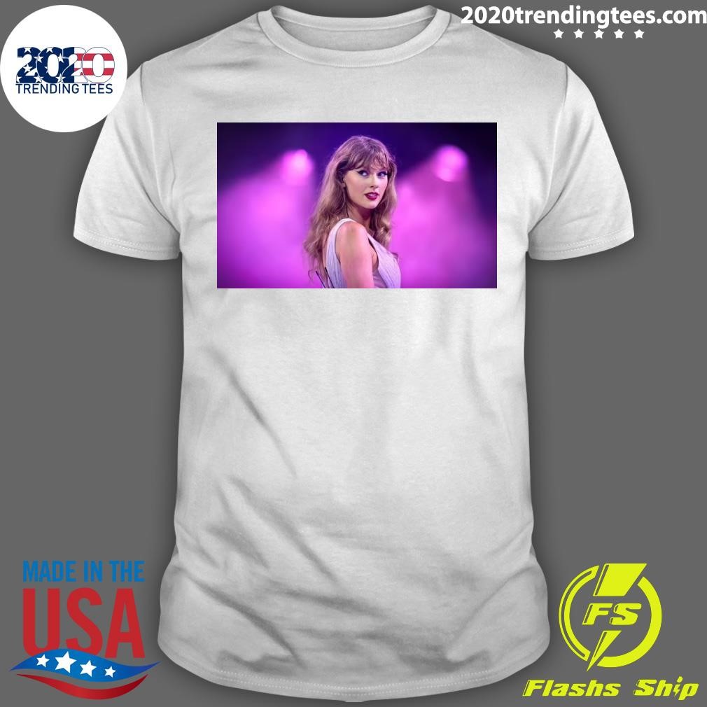 Funny Taylor Swift Eager To See Strong Woman As President And Is Set To Endorse Kamala Harris T-shirt