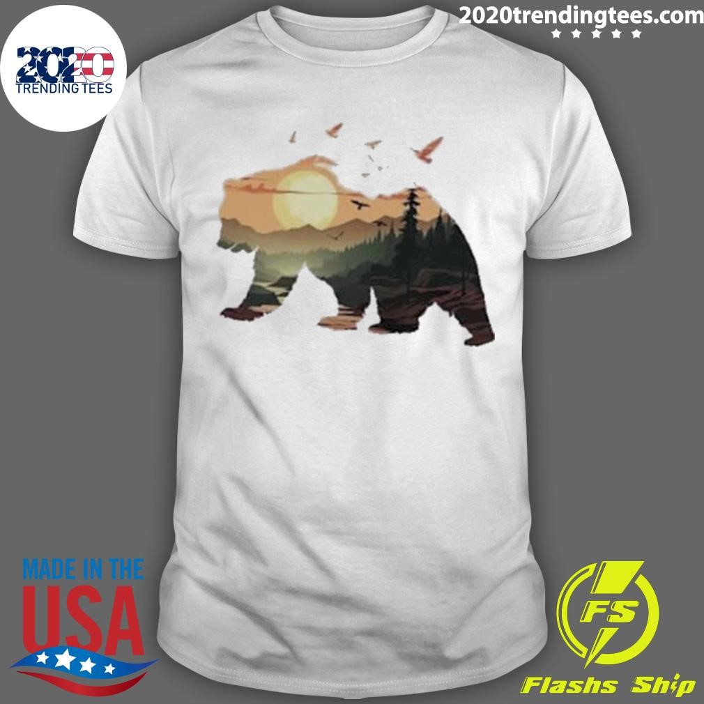 Premium Forest Mountains Trees Wildlife Grizzly Bear Lover 2024 T-shirt