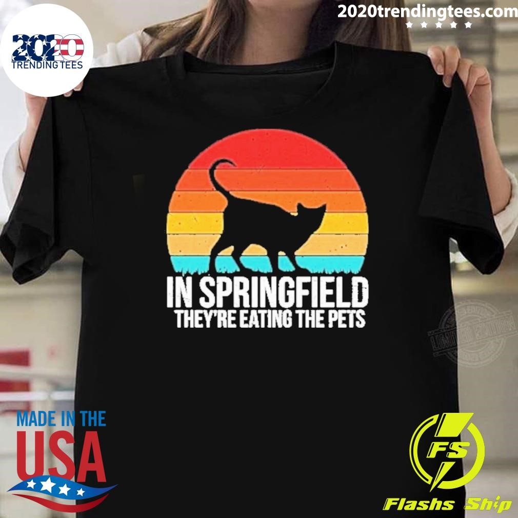 Awesome Retro In Springfield They’re Eating The Pets T-shirt