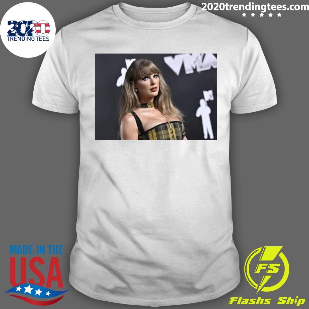 Official How Many Vmas Does Taylor Swift Have T-Shirt