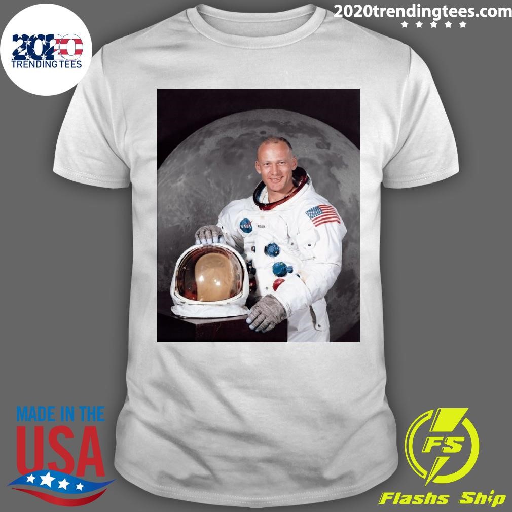 Awesome Apollo 11 astronaut Buzz Aldrin endorses Donald Trump for President T-shirt