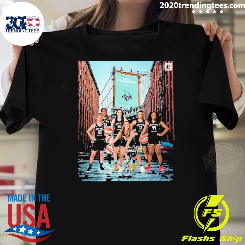 Awesome The New York Liberty Are Bringing The First Wnba Title In Franchise History To Brooklyn 2023 T-shirt