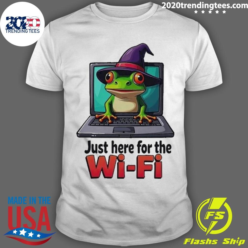 Funny Halloween Laptop Wifi Frog Witch Coffee Shop 2024 T-shirt