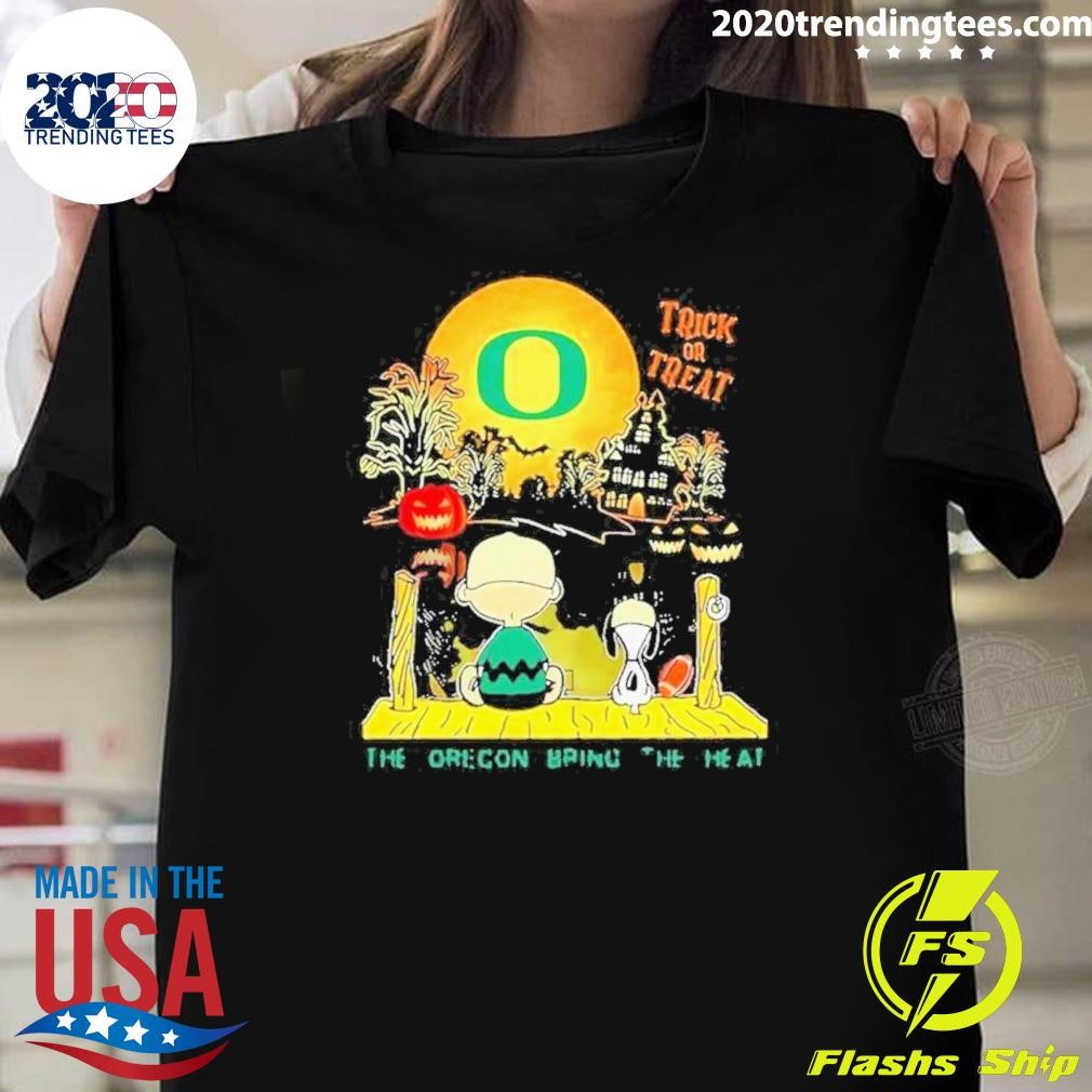 Funny Ncaa Oregon Ducks Snoopy Bring The Heat 2024 T-shirt