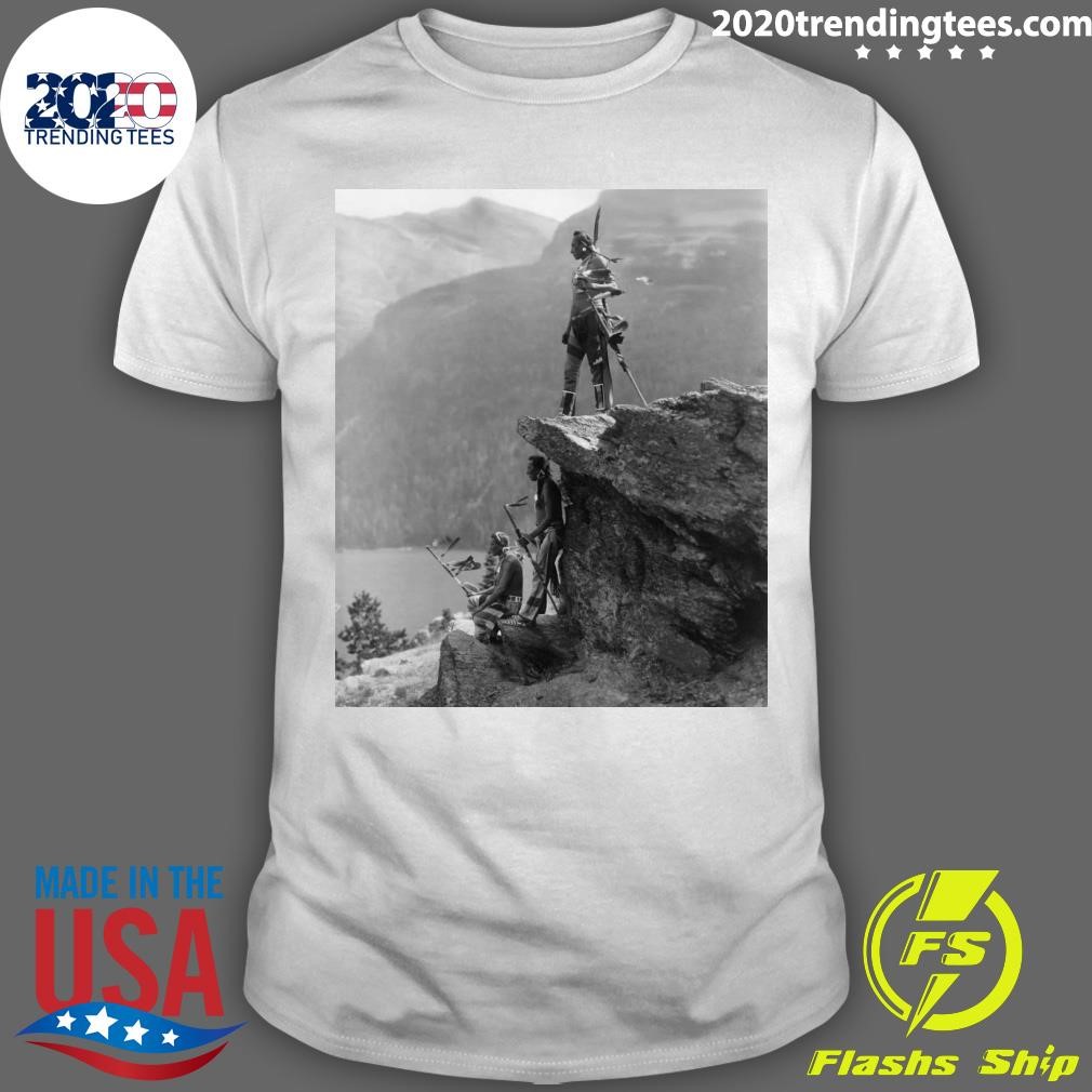 Nice Blackfoot tribe in Glacier National Park, 1913 T-shirt