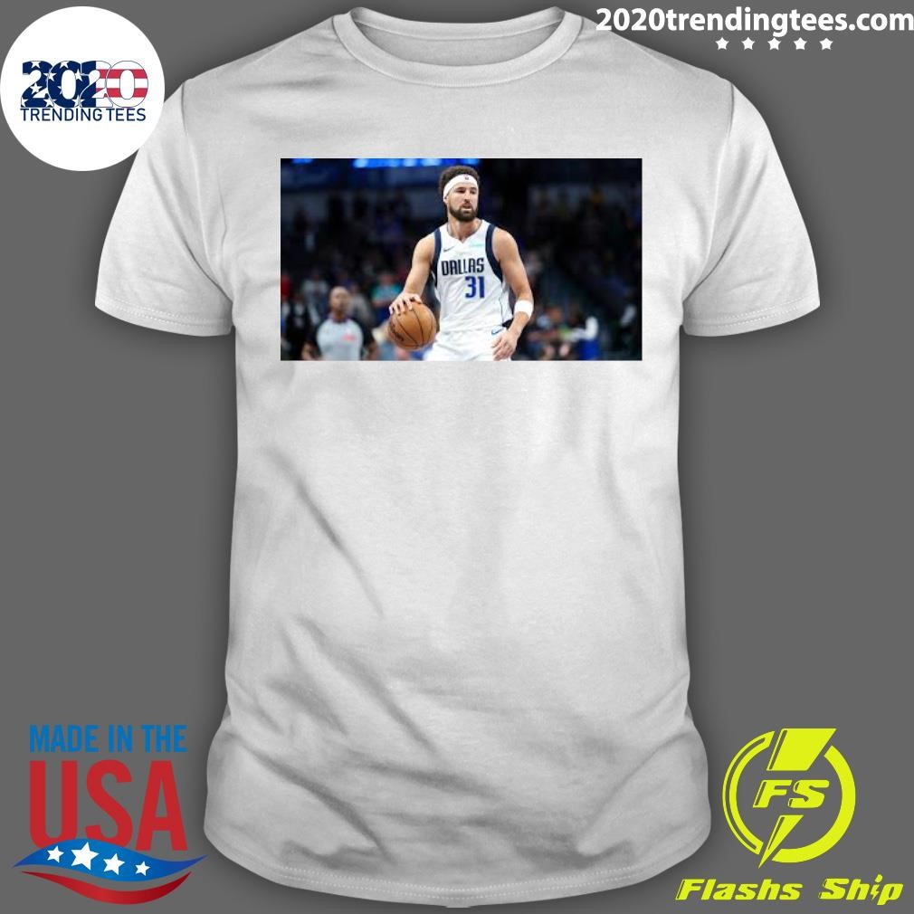 Premium It Took Klay Thompson Just 5 Minutes To Make Good On His Bold Promise T-shirt