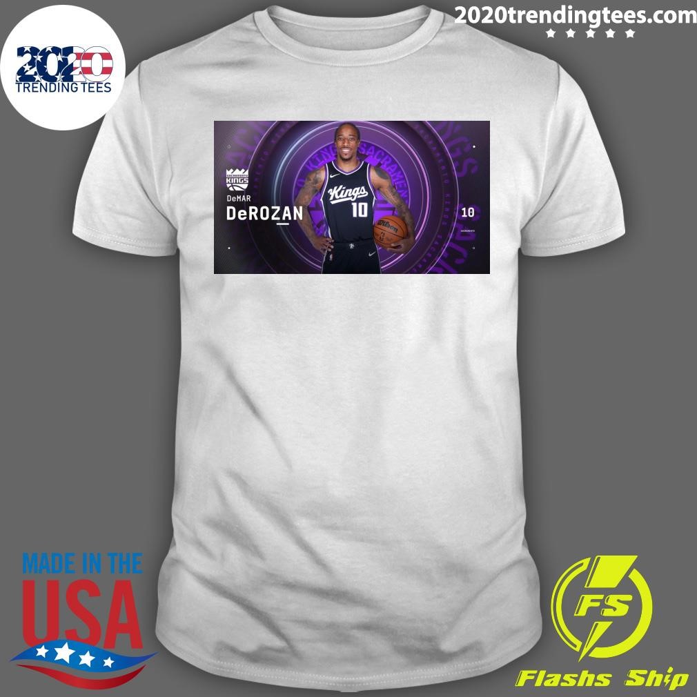 Top Demar Derozan À 100% Au Tir Pour Son Premier Match Avec Les Kings Et Il A Même Marqué À 3-Points T-Shirt