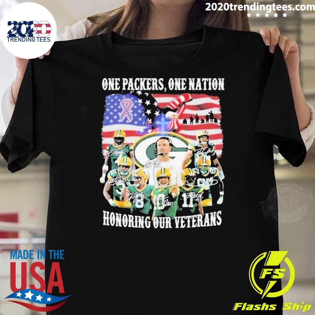 Funny One Packers One Nation Honoring Our Veterans Green Bay Packers Signatures T-shirt