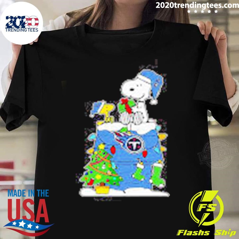 Funny Snoopy Woodstock NFL Tennessee Titans Christmas 2024 T-shirt