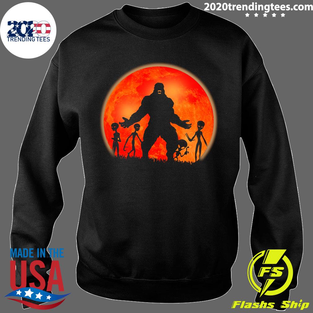 bigfoot alien shirt